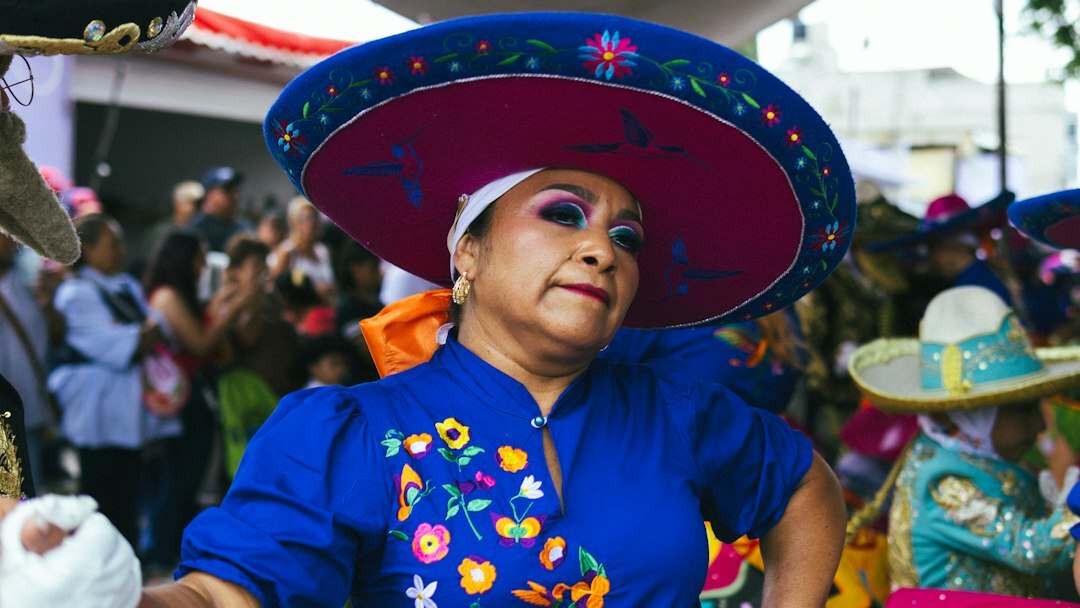 Portrait of a Mexican female insurance broker